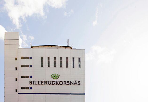  En kvinna skadades i en olycka på Billerud Korsnäs pappersbruk Skärblacka utanför Norrköping i onsdags. 