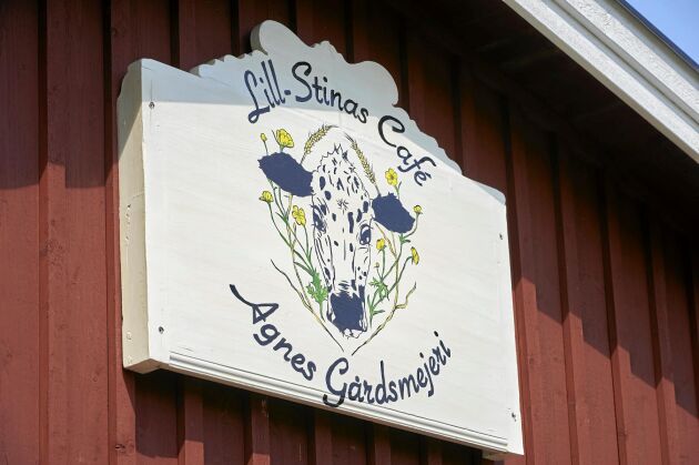  Mor- och dotter företagen Agnes gårdsmejeri och Lill-Stinas café – har blivit lite av ett dragplåster för turister och ostälskare.