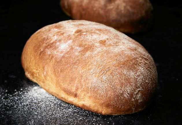  Internationellt. Kneipp är efternamnet på originalskaparen, brödet blev populärt i Norge. Och nu kan du baka det i en svensk variant. 