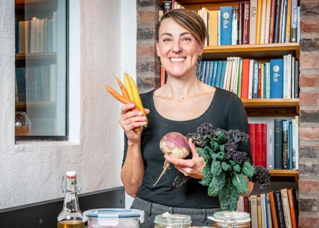 Gå onlinekurs med Jenny "Surtanten" Neikell – och lär dig fermentera