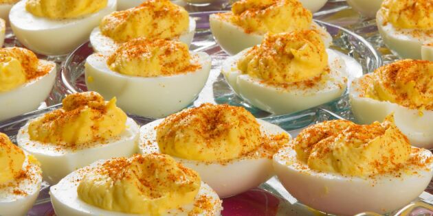 Deviled eggs – fyllda ägghalvor med sting!