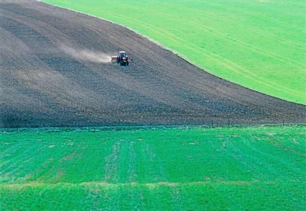  För att trygga livsmedelsförsörjningen behövs ett starkt svenskt lantbruk och självförsörjningen behöver öka.
